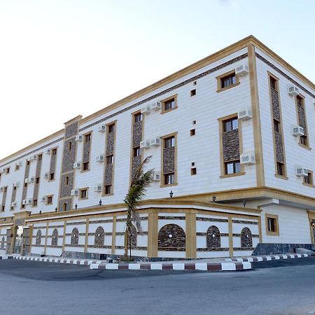 Marina Hotel Rayyis Exterior photo